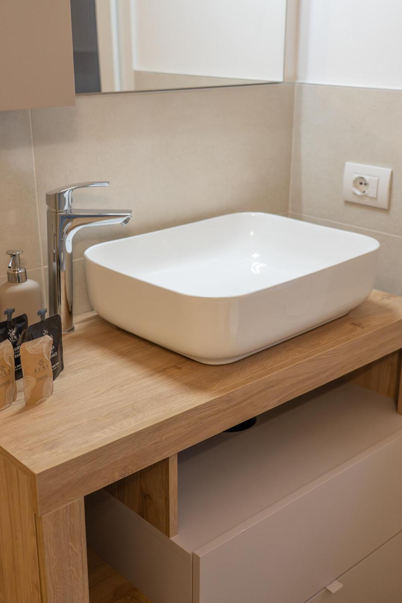 Elegante Appartamento In Centro A Treviso Ngoại thất bức ảnh